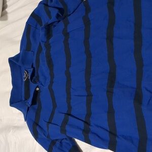 Long sleeve button shirt.